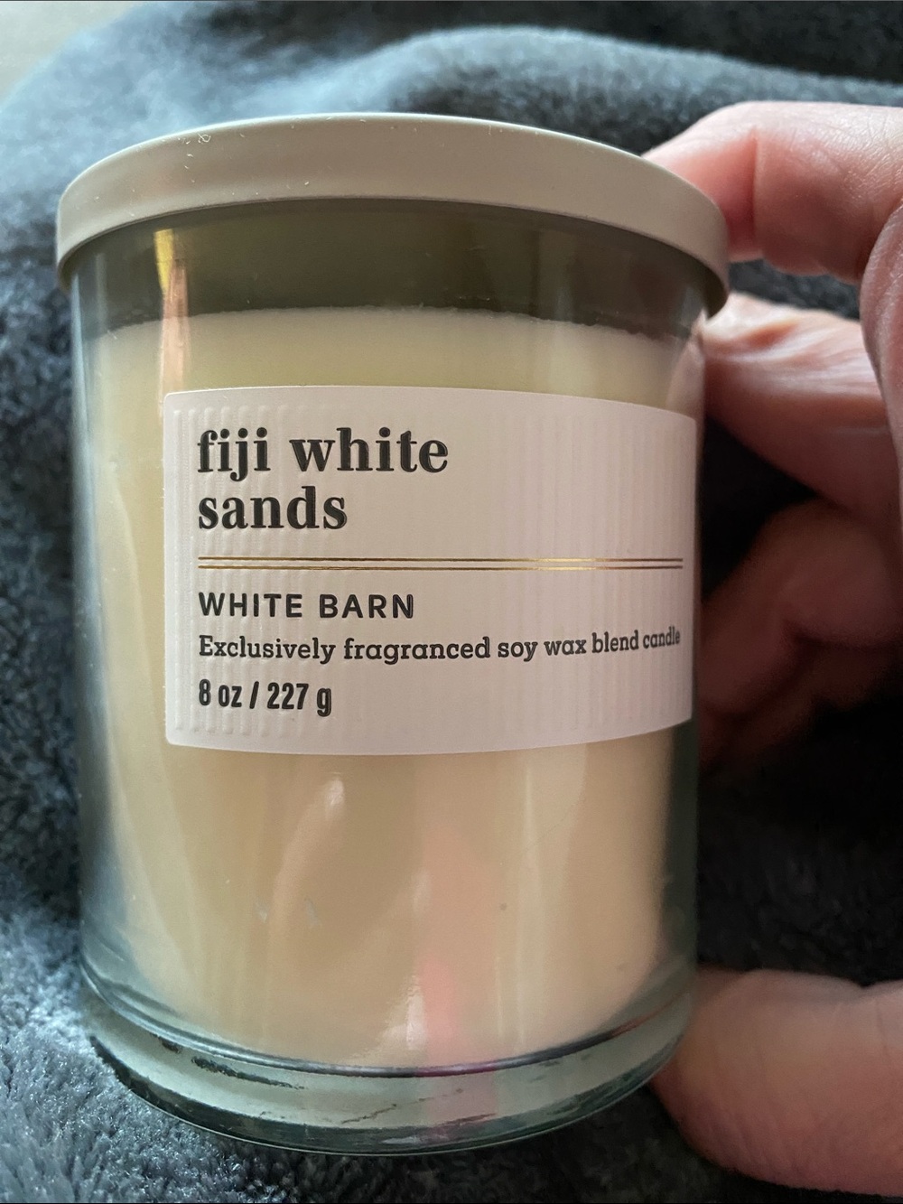White Barn Fiji White Sands Candle - Cream & White NWT
